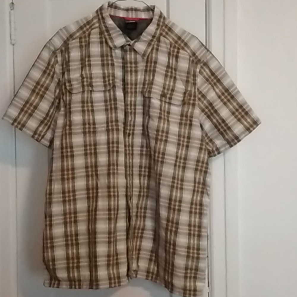 Men's Northface Short sleeve shirt
